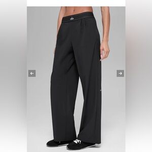 ALO Women's Black Suite Up Trouser (LONG)